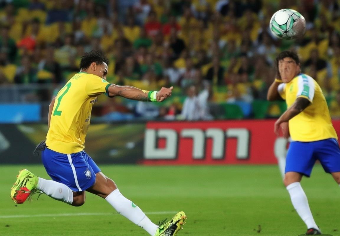 巴西vs哥斯达黎加：激情对决，战术智慧与黑马奇迹(图2)